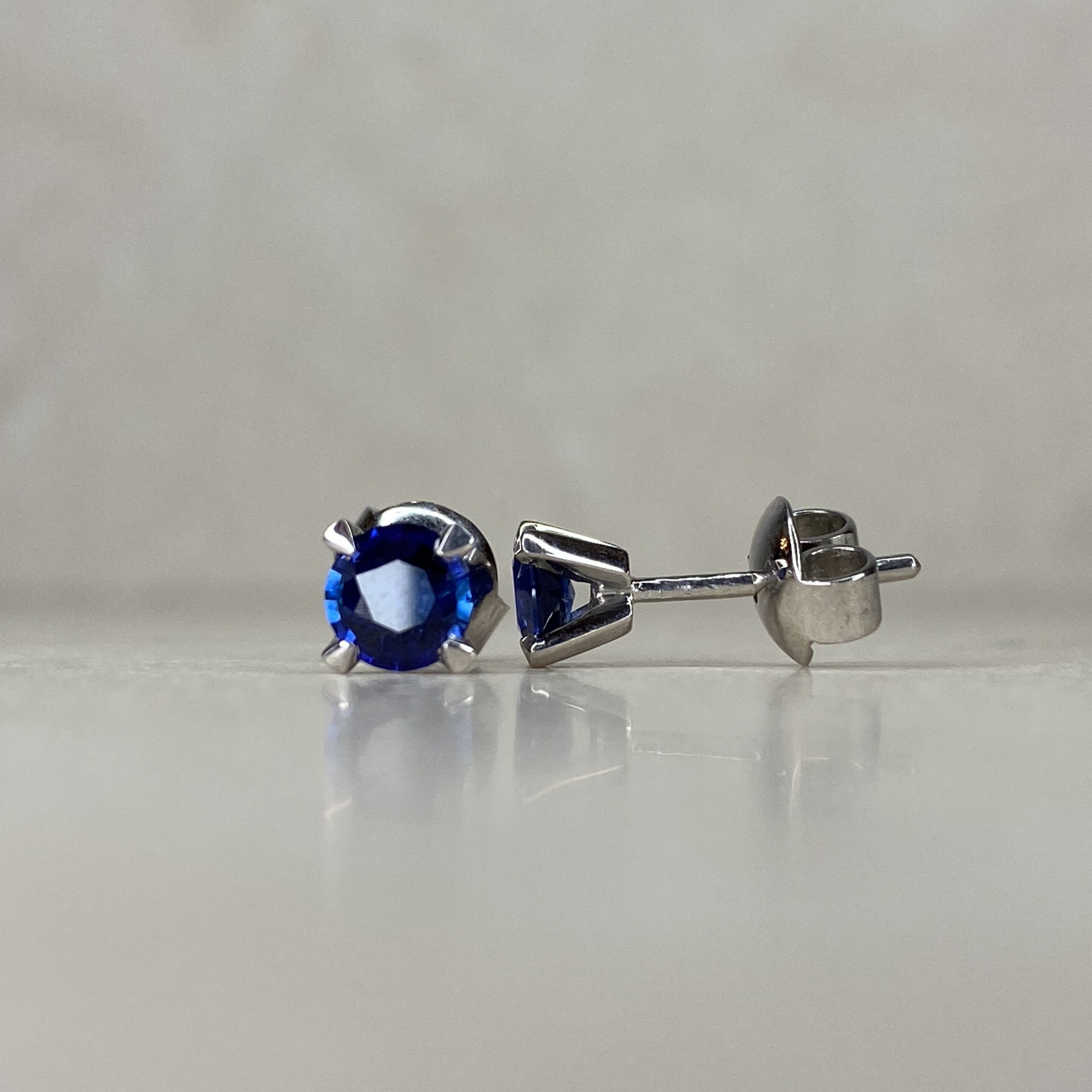 Silver Earrings Round Royal Blue Sapphire
